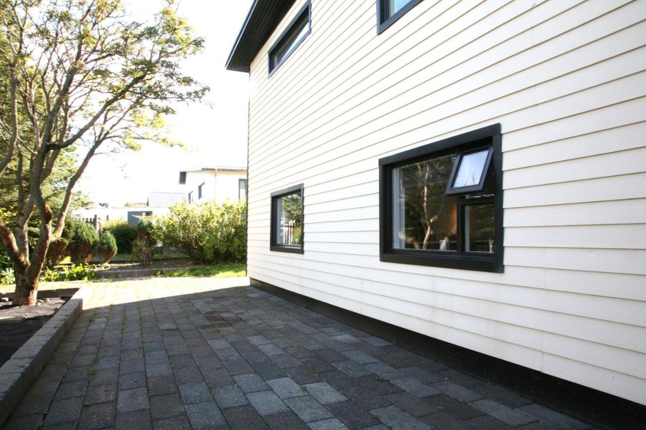 Spacious & Refurbished 1 Bedroom Apartment In Suburban Reykjavik Garthabaer Buitenkant foto
